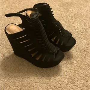 Gently used women’s wedge sandals size 9